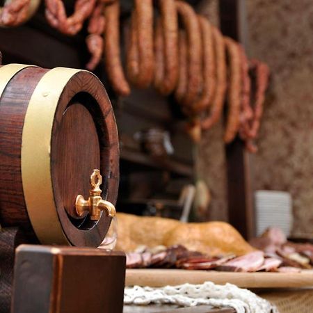 Krysztalowy Palacyk كوزينيتشي المظهر الخارجي الصورة